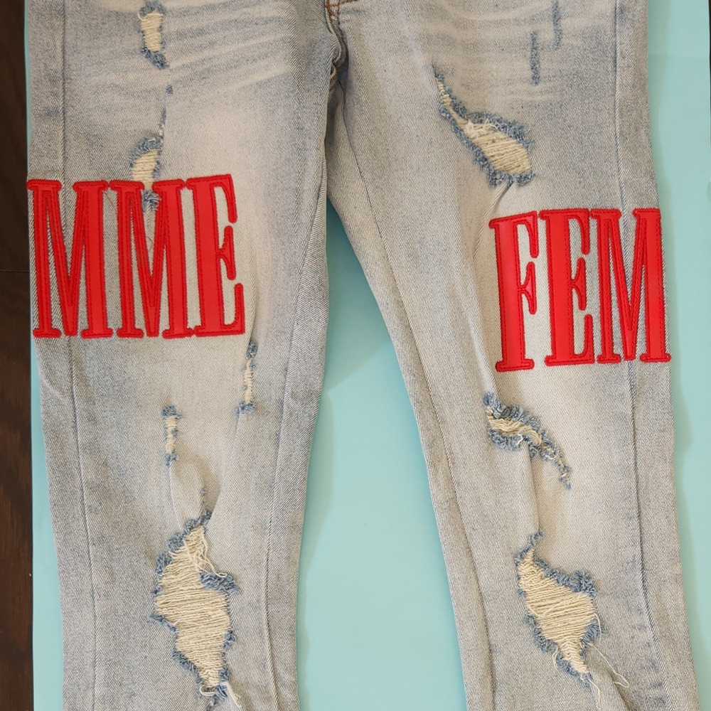 Homme Femme LA Distressed Light Blue Jeans with Red Lettering Size 28